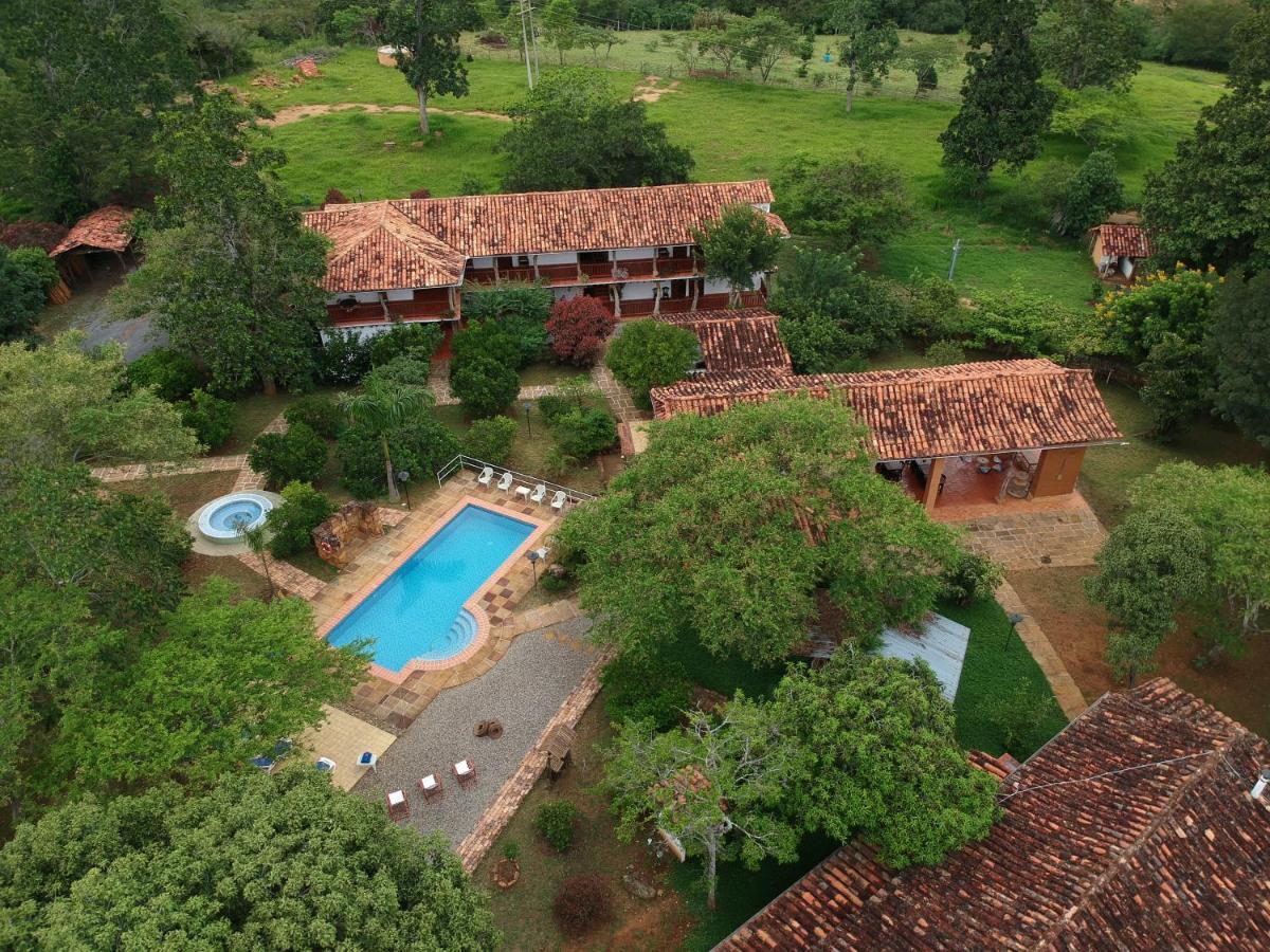 Hotel Hacienda Macedonia Баричара Екстериор снимка