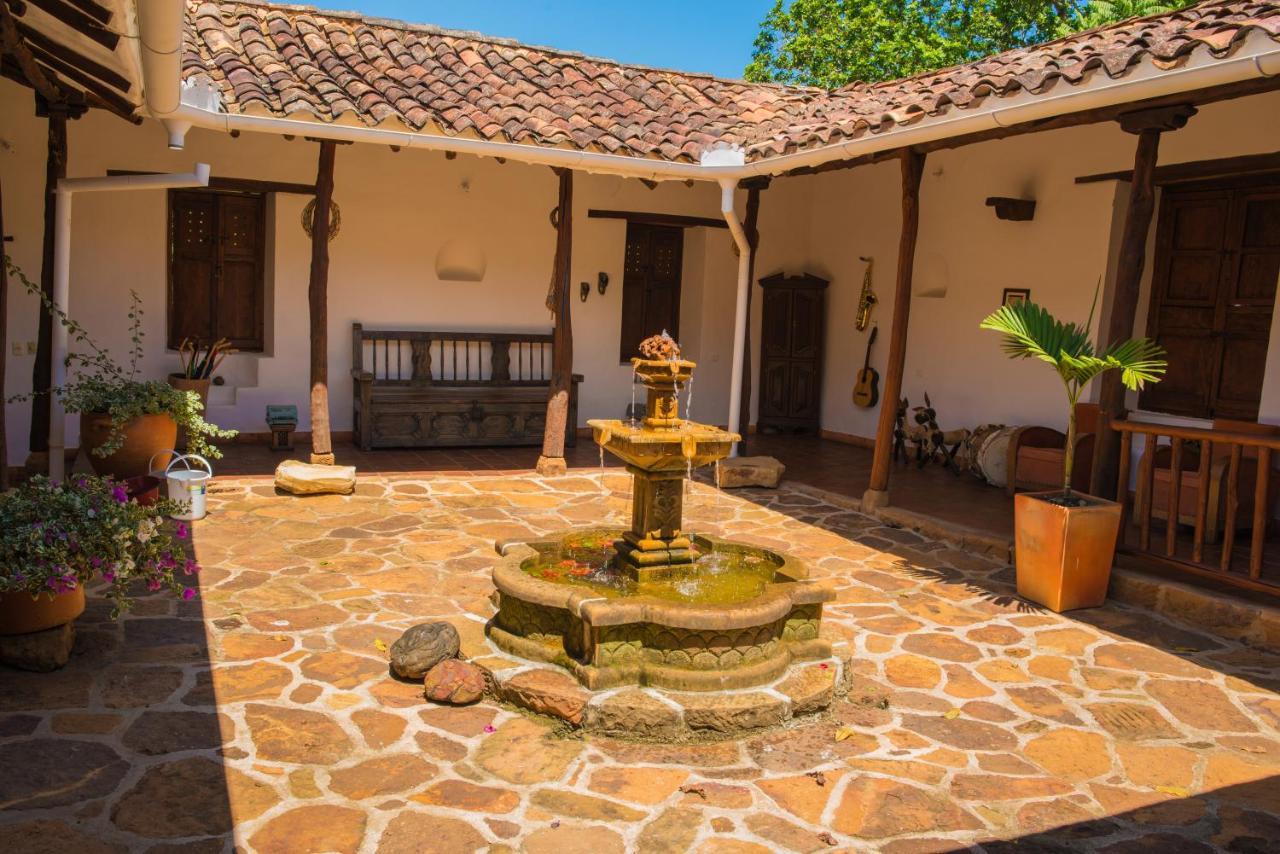 Hotel Hacienda Macedonia Баричара Екстериор снимка